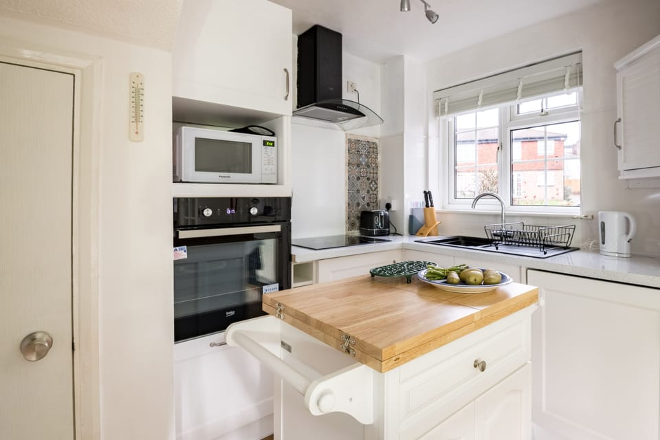 House (1 Bedroom) | Front of property