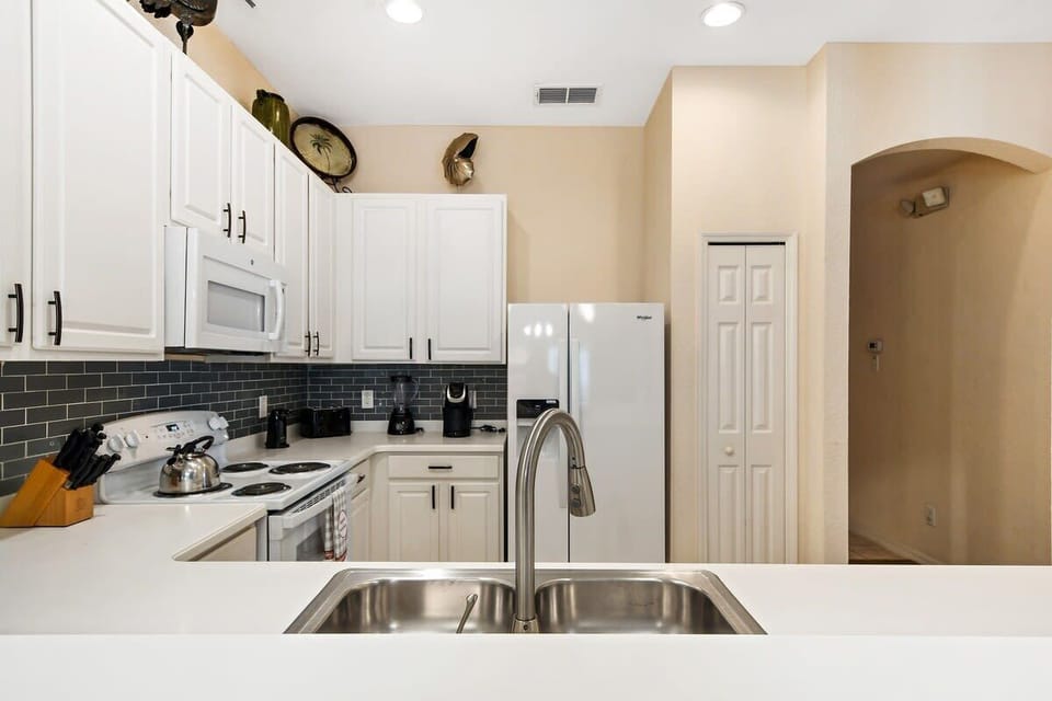 107NewProvidencePromenade-10