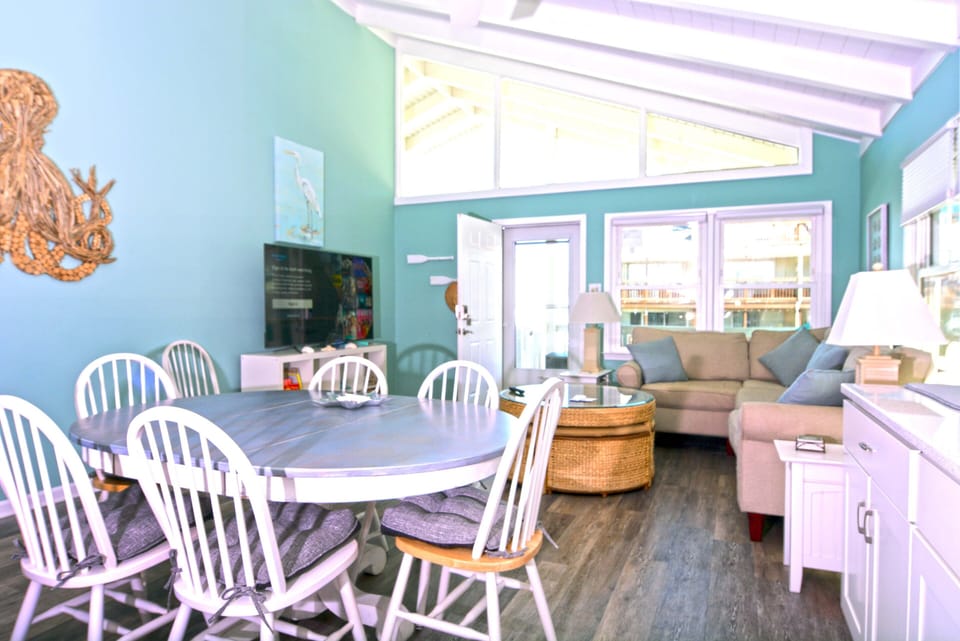 DINING-AREA