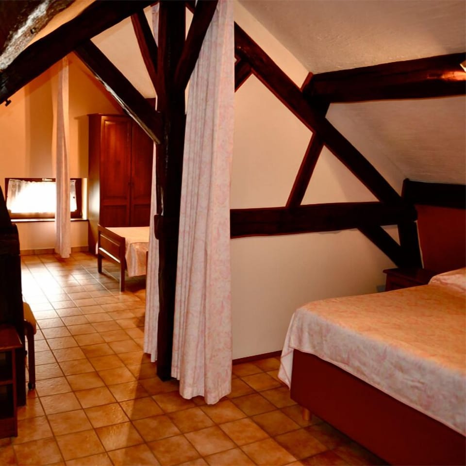 Family Suite | Premium bedding, minibar, blackout drapes, soundproofing