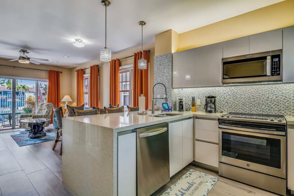 Fully equipped kitchen