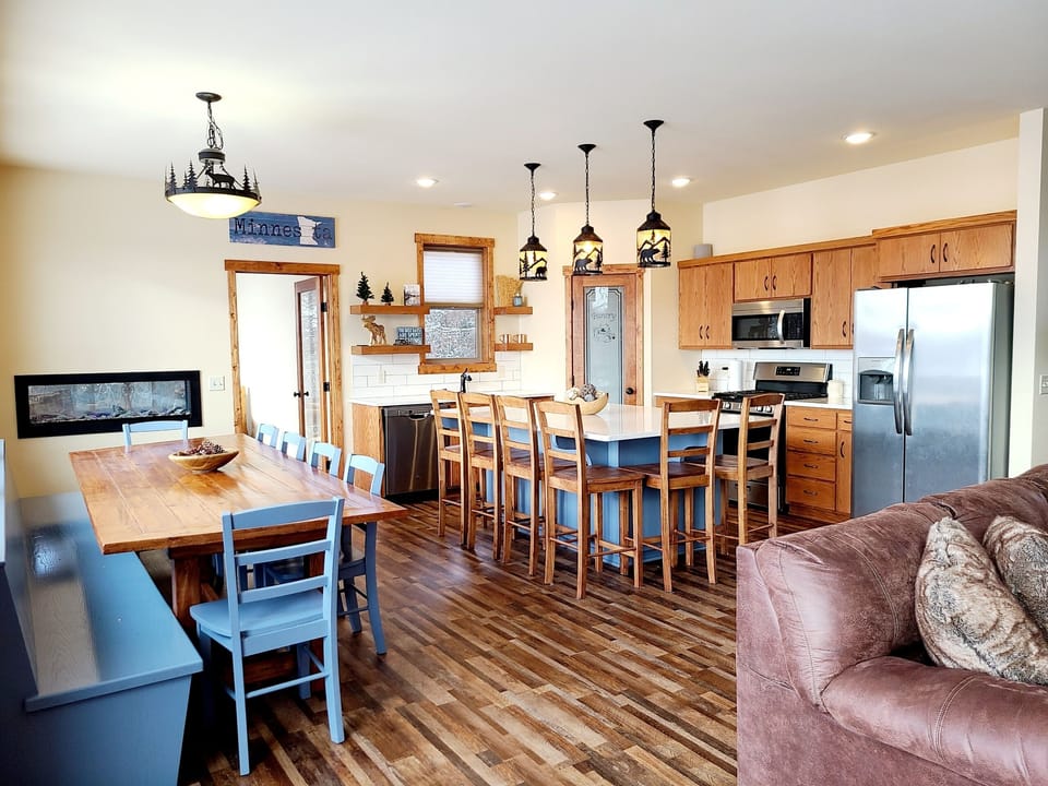 Spacious Kitchen and seating