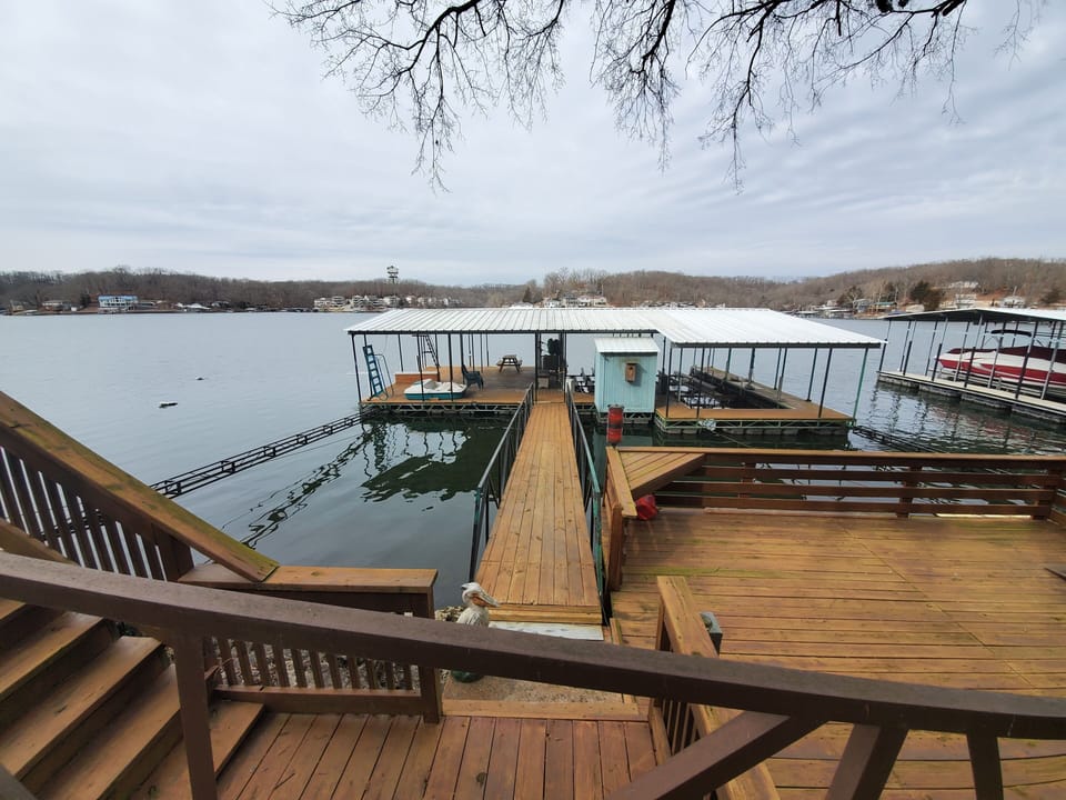 Ramp to dock