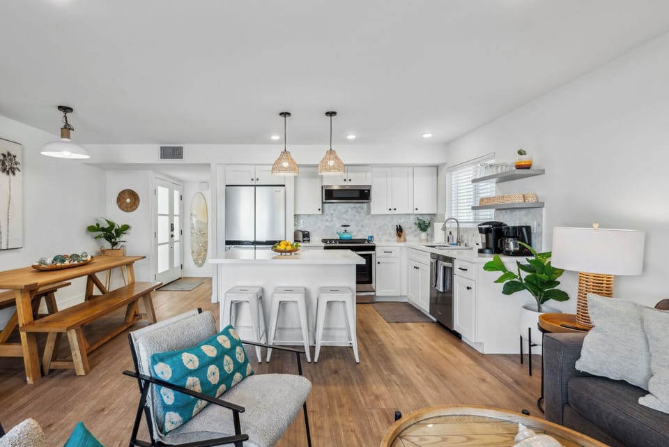 Great kitchen with everything you need to cook for the family
