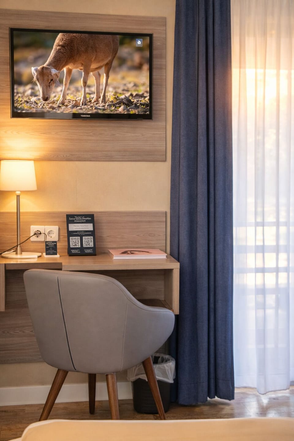 Standard Double Room, 1 Bedroom | Hypo-allergenic bedding, desk, iron/ironing board, free WiFi