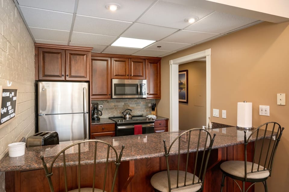 Breakfast bar!