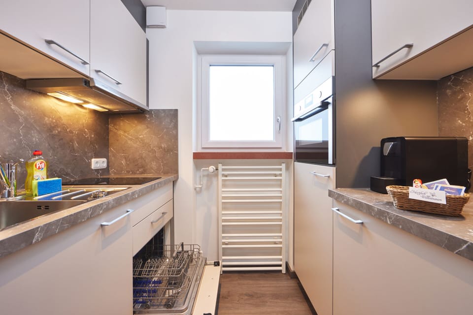Deluxe Condo | Private kitchen