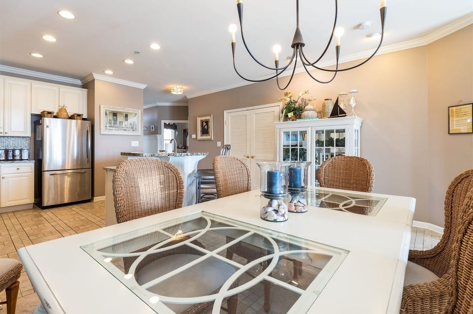 Sunset Island 6 Sunset Island Drive Unit 4F Dining Area