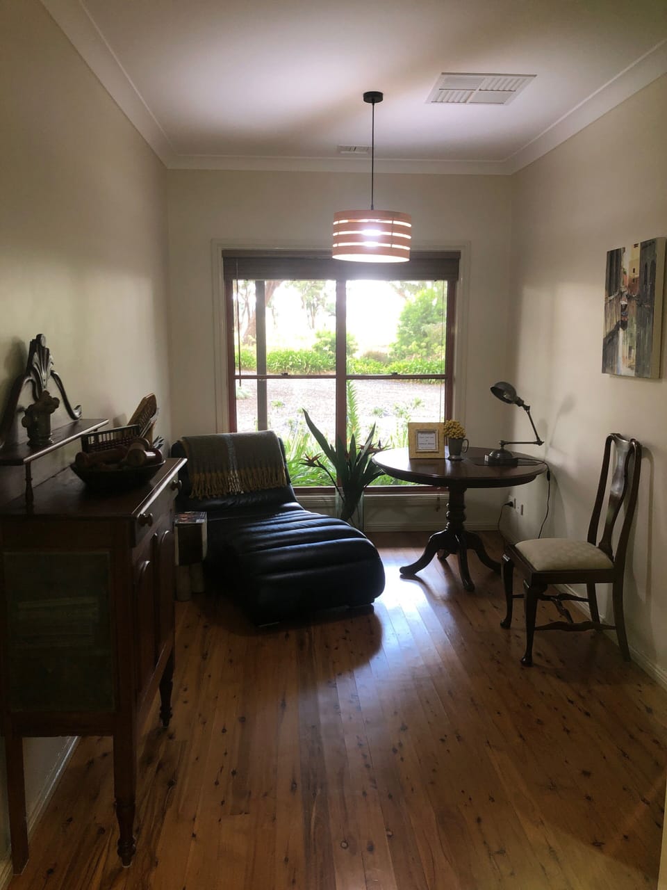 Work space/quiet reading room. 