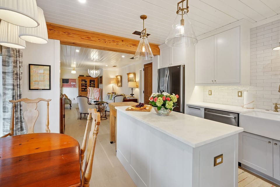 Relish breakfast, lunch or dinner in the cozy kitchen open to the living room.