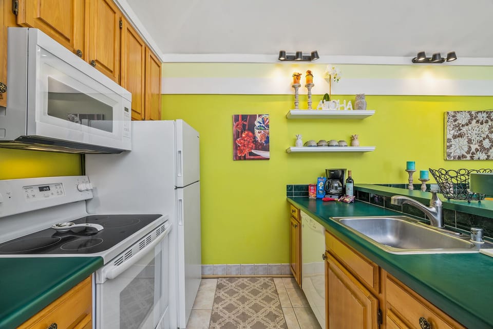 Fully Stocked Kitchen