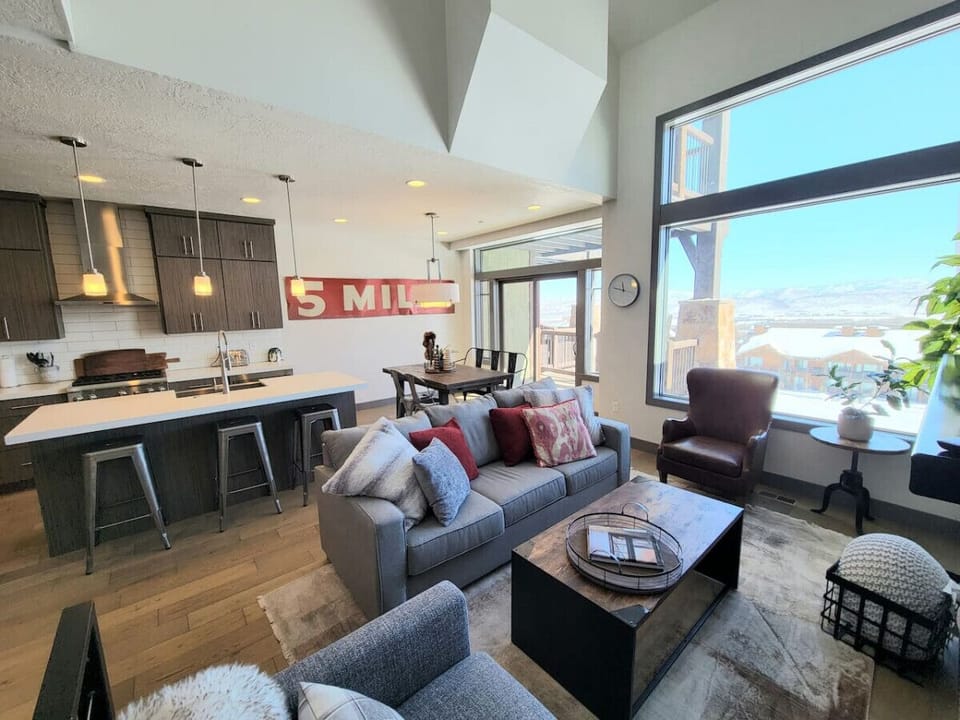 Great views comfortable home!