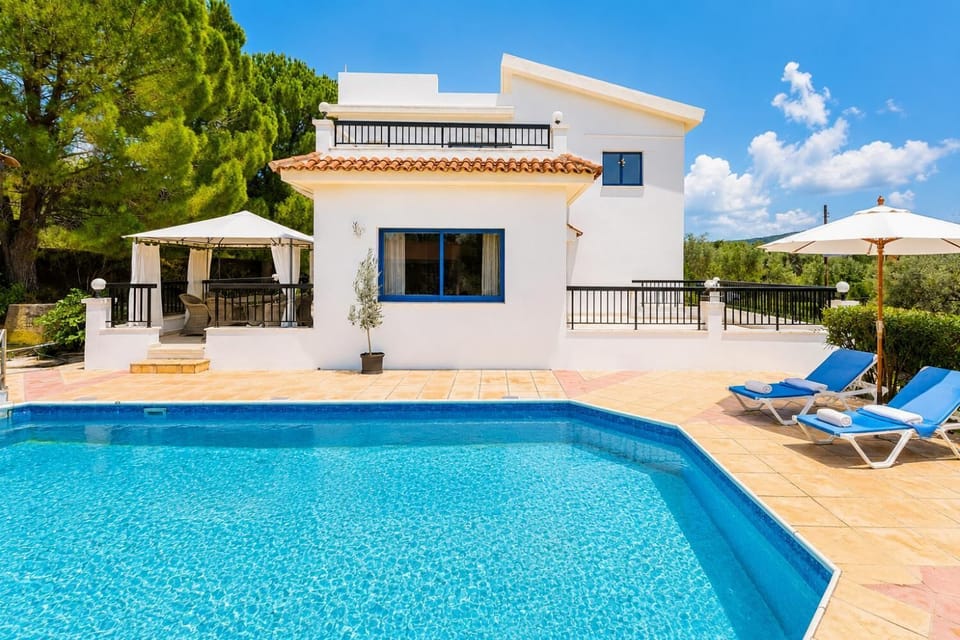 Beautiful villa with private pool and terrace
