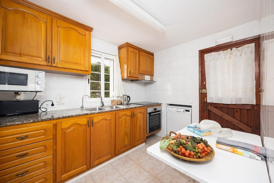 Equipped kitchen