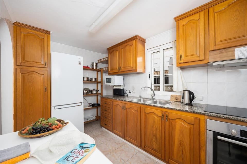 Equipped kitchen