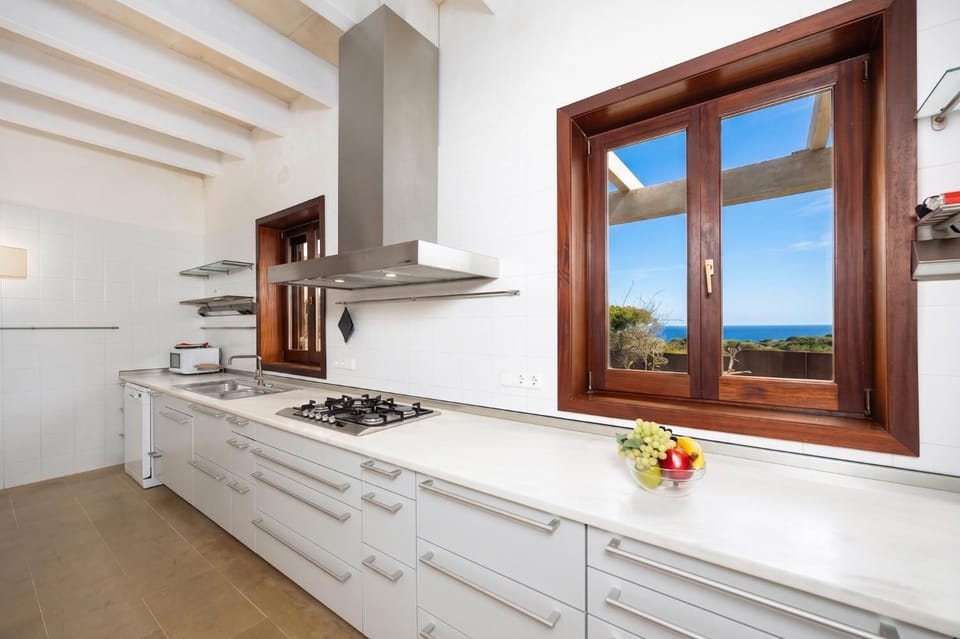 Equipped kitchen