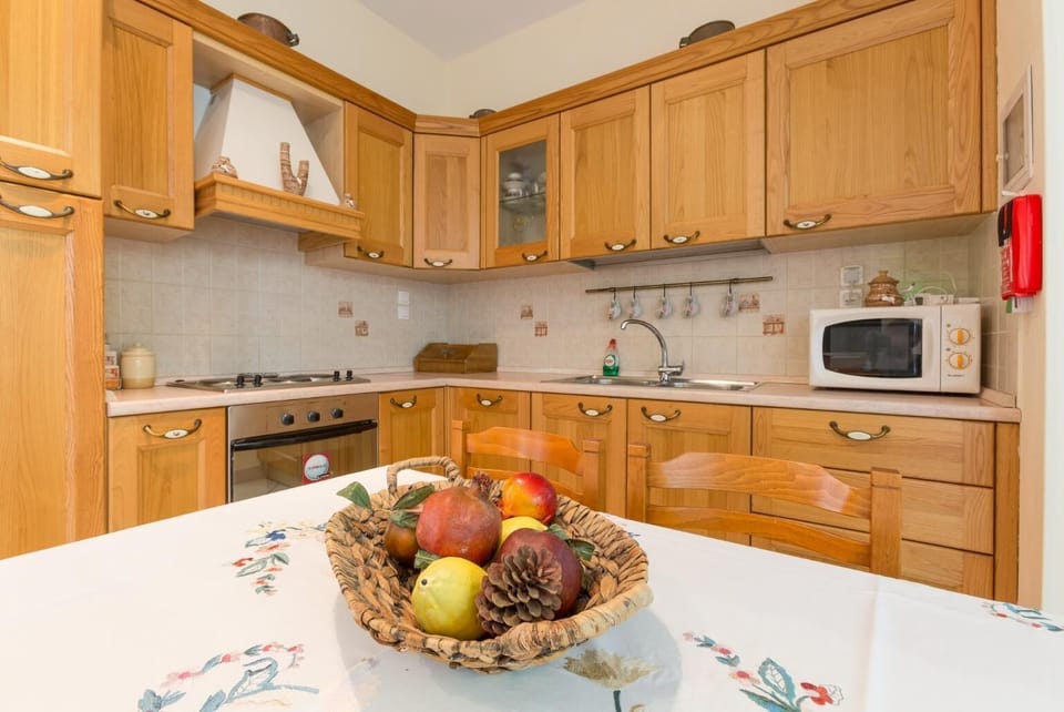 Equipped kitchen