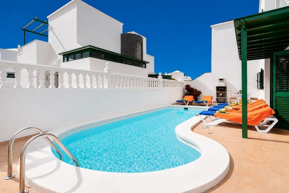 Private pool with terrace