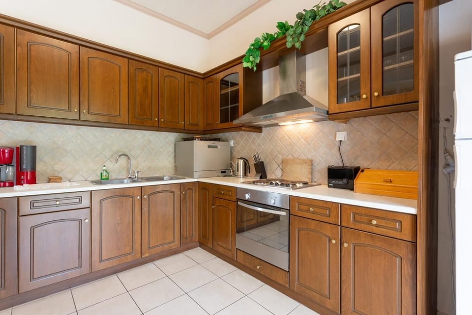 Equipped kitchen