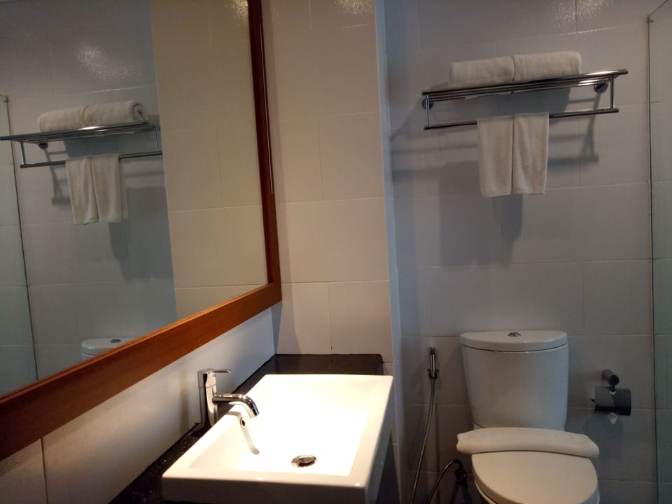 Villa, 4 Bedrooms, Private Pool | Bathroom | Shower, rainfall showerhead, free toiletries, hair dryer