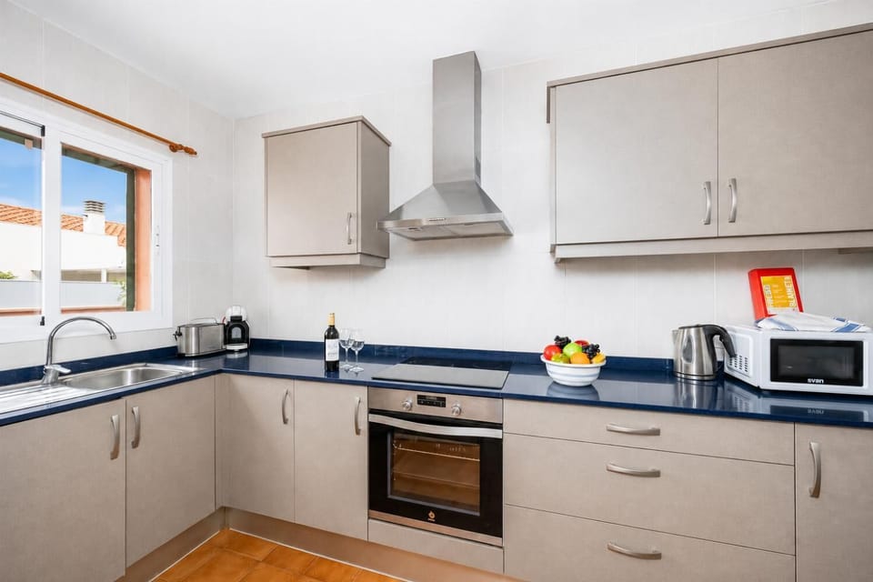 Equipped kitchen