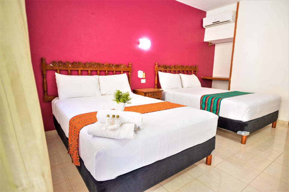 Standard Double Room | WiFi (free), bed sheets