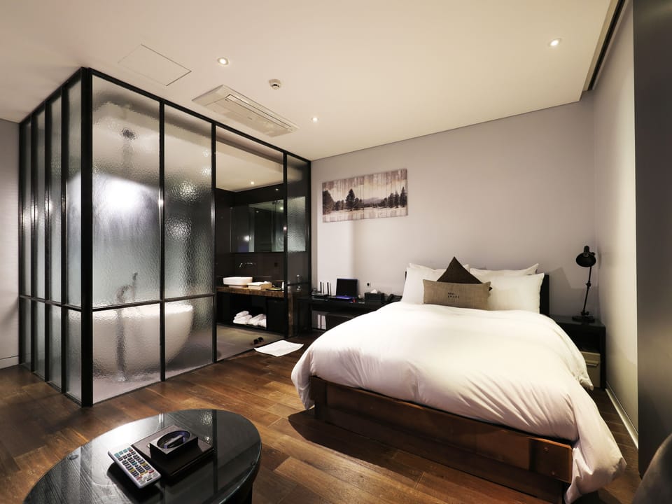 Premium Double Room | Free WiFi, bed sheets
