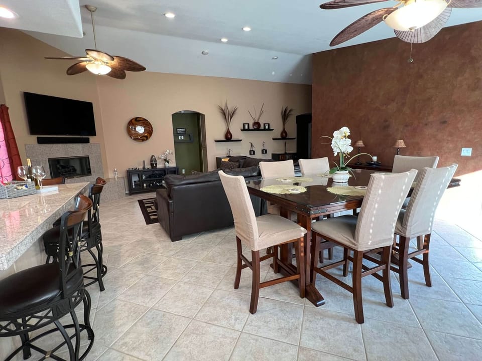 Casa Milan La Quinta CA Livingroom 5