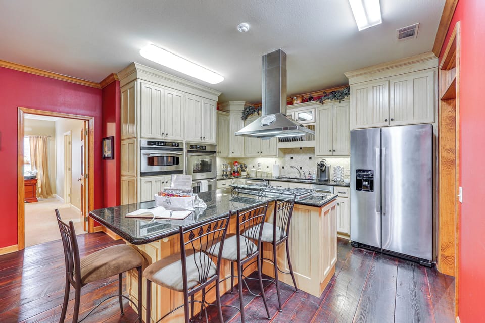 Kitchen | Keurig Coffee Maker | Dishwasher