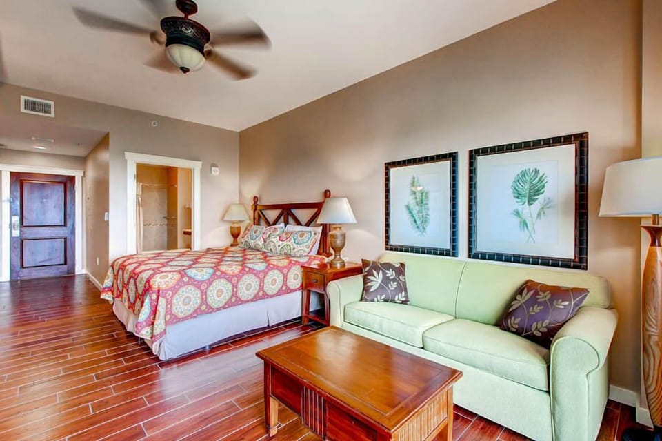 King sized Bed &amp; Sleeper sofa- Bedding changes