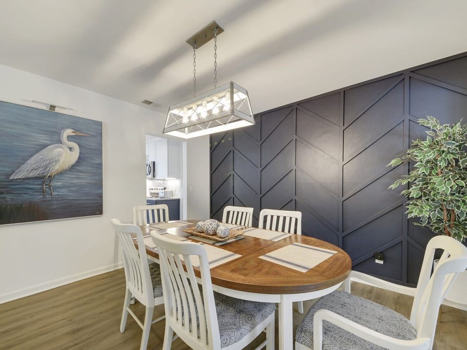 Dining Table with Seating for Six at 48 Heritage Road