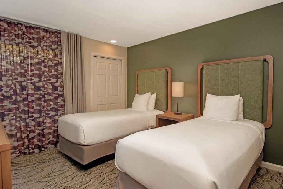 2 Bedroom