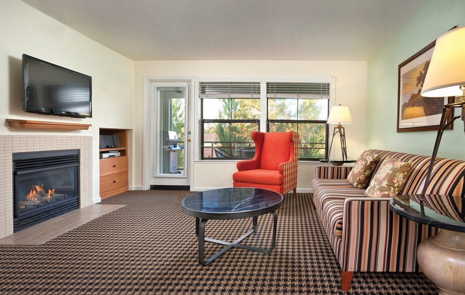 2 Bedroom