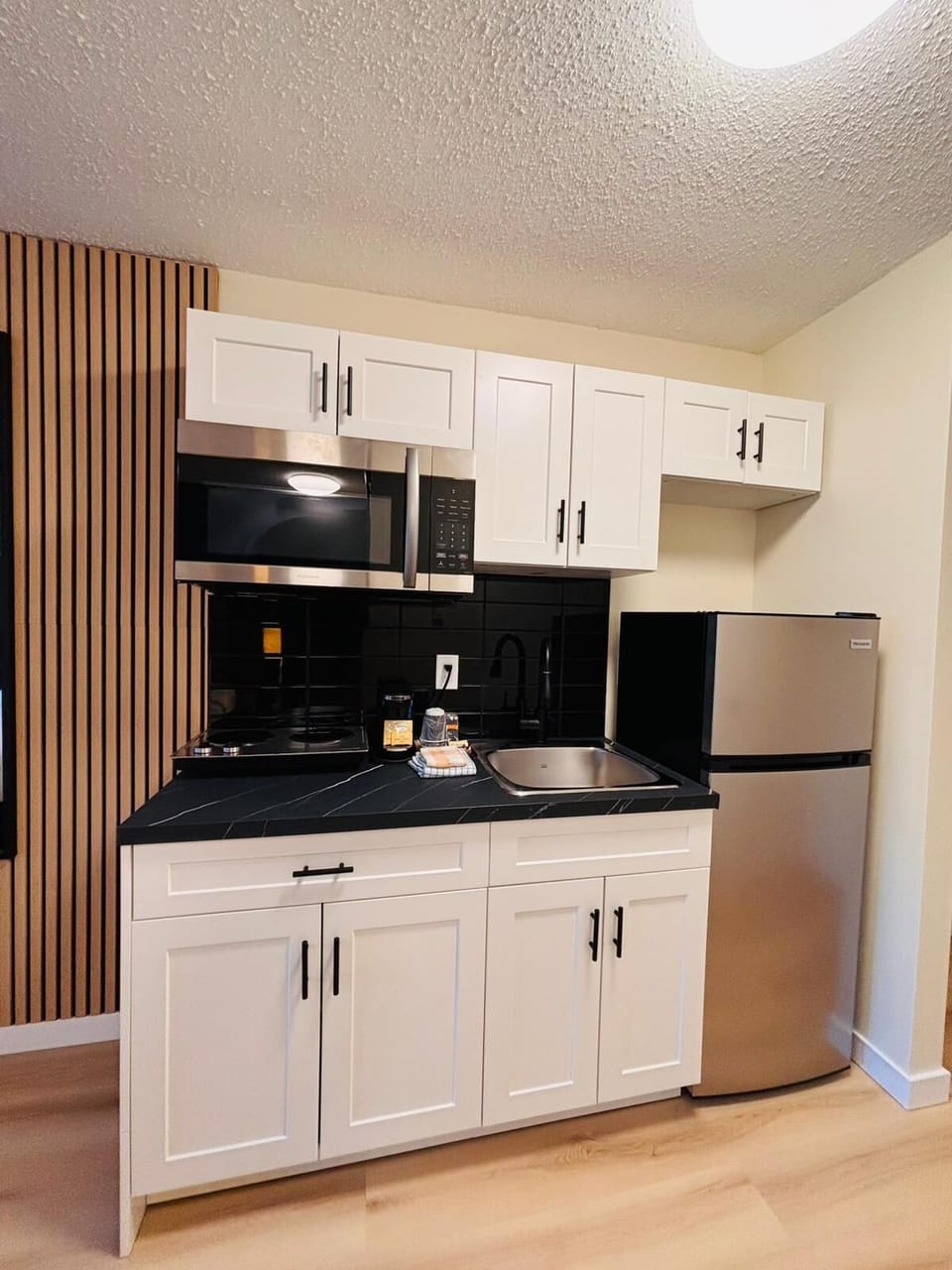Premium Renovated Ocean View King Suite | Private kitchenette | Coffee/tea maker, fridge, microwave, electric kettle