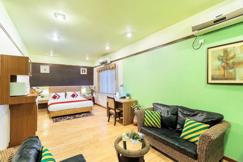 Family Double Room | Desk, free WiFi, bed sheets