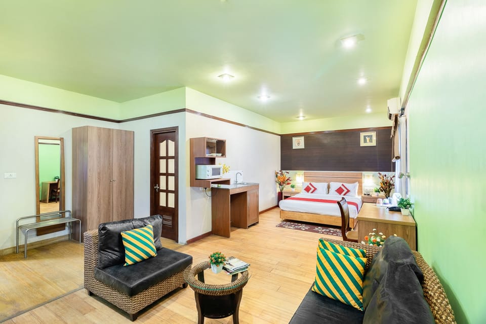 Family Double Room | Desk, free WiFi, bed sheets
