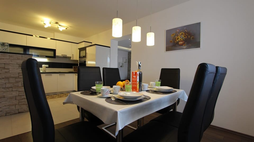 Kitchen and dining area
