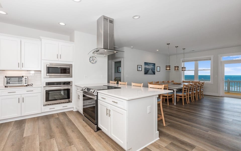 Kitchen II
