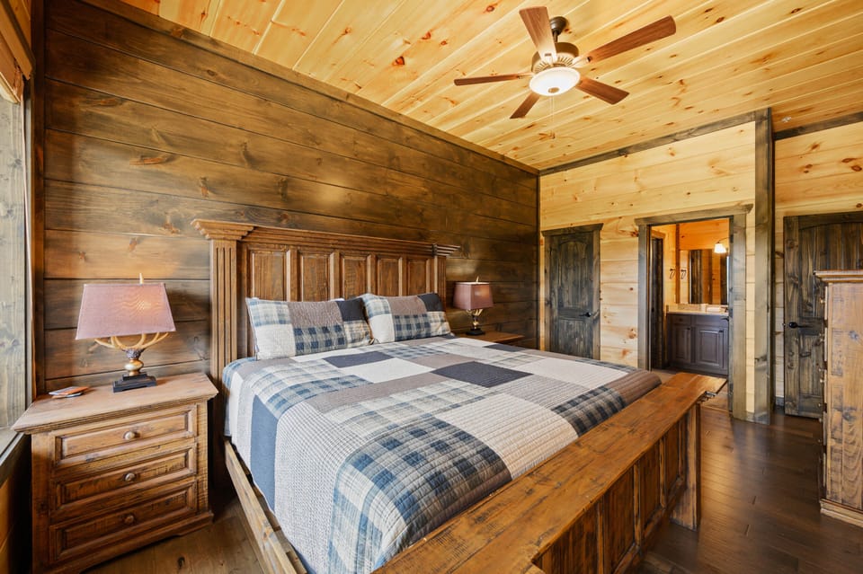 Entry-level king bedroom with ensuite standing shower