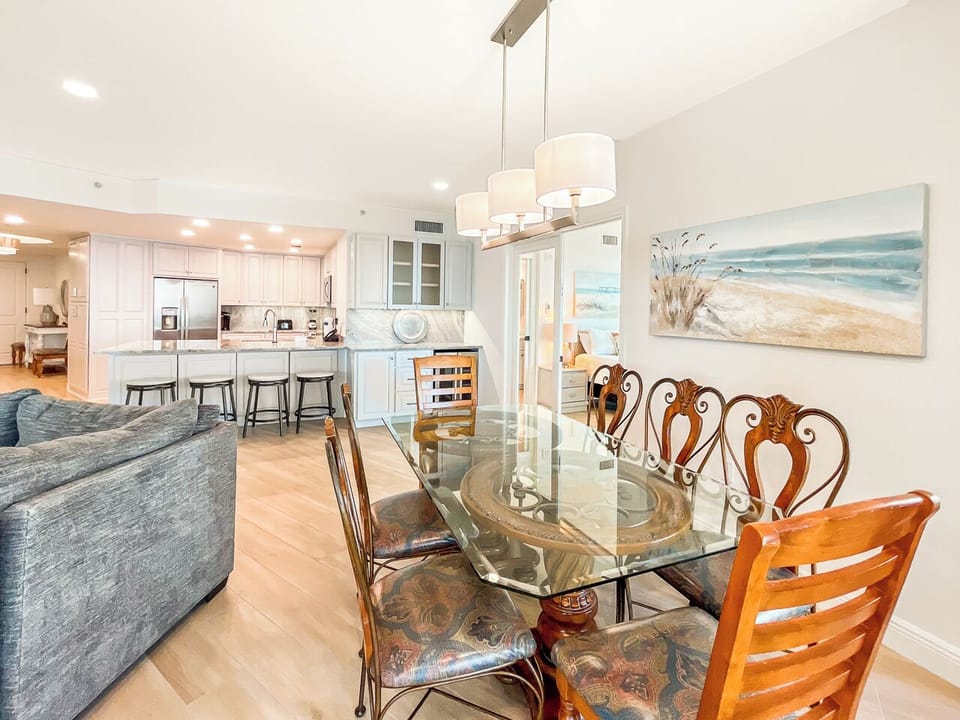 Dining Room 1.2