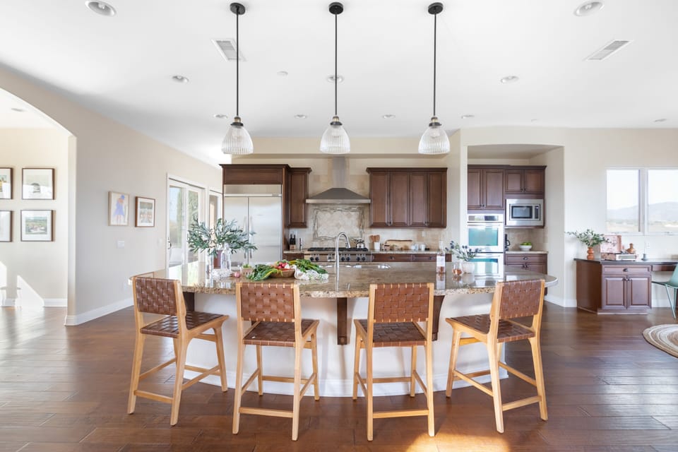 Breakfast bar.