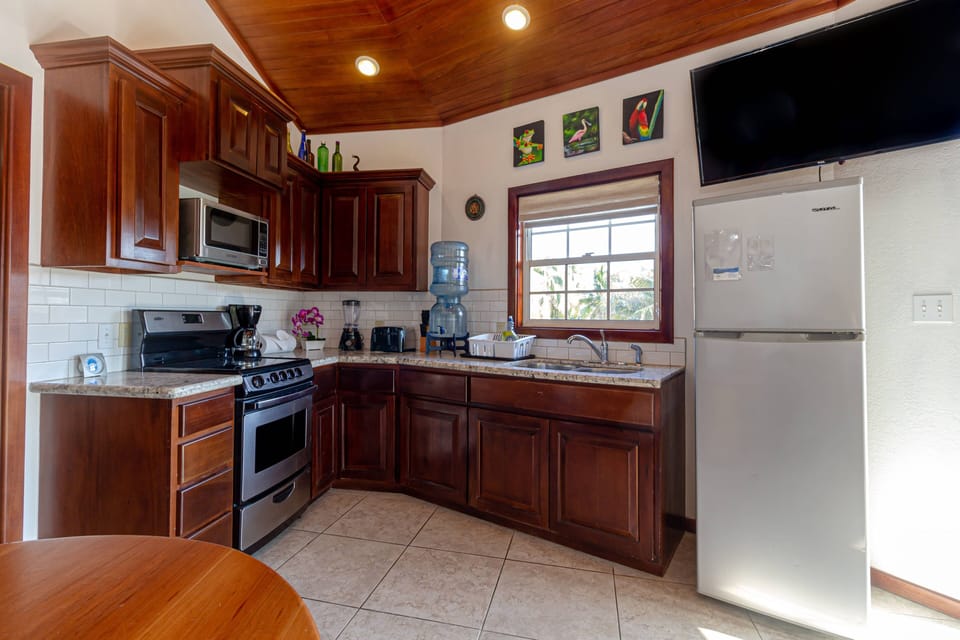 Fully equipped kitchen