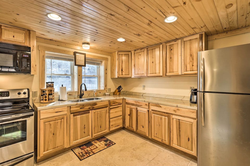 Kitchen | Fully Equipped