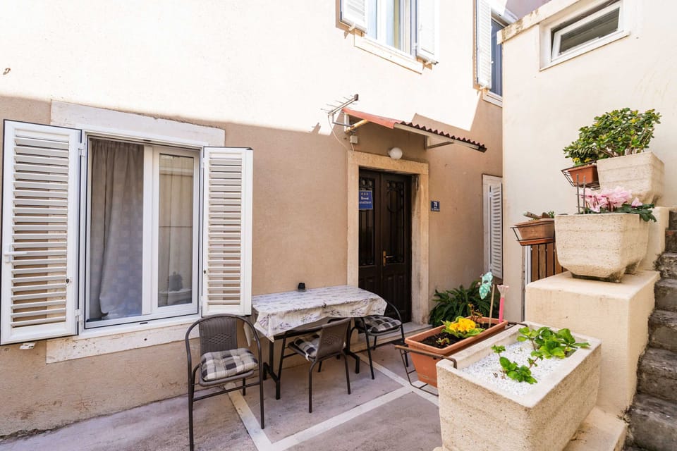 Apartment (One Bedroom Apartment with Terrace) | Exterior