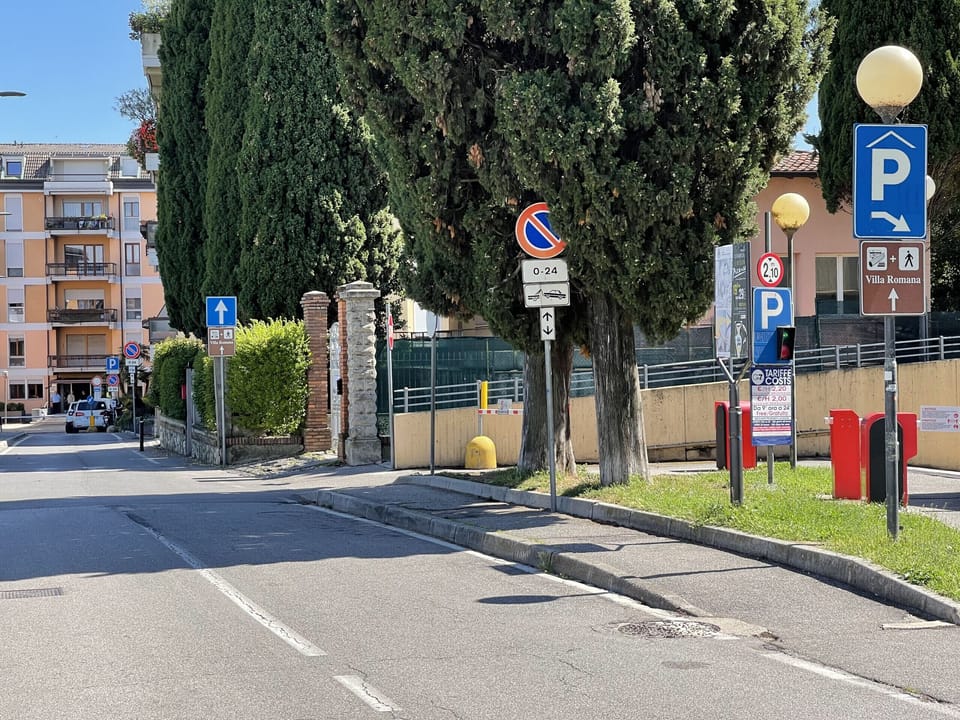 Discounted parking 200 meters from the apartment with a daily fee of 15 euros.