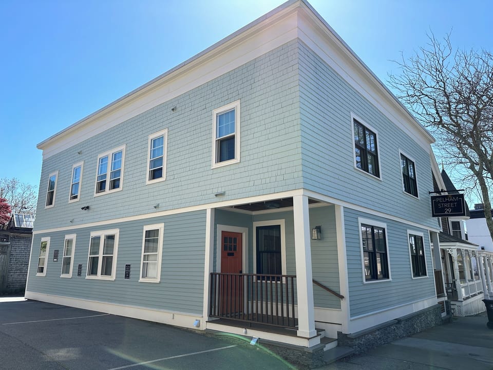 29 Pelham Street - 7 Unit Property - Downtown Historic Newport