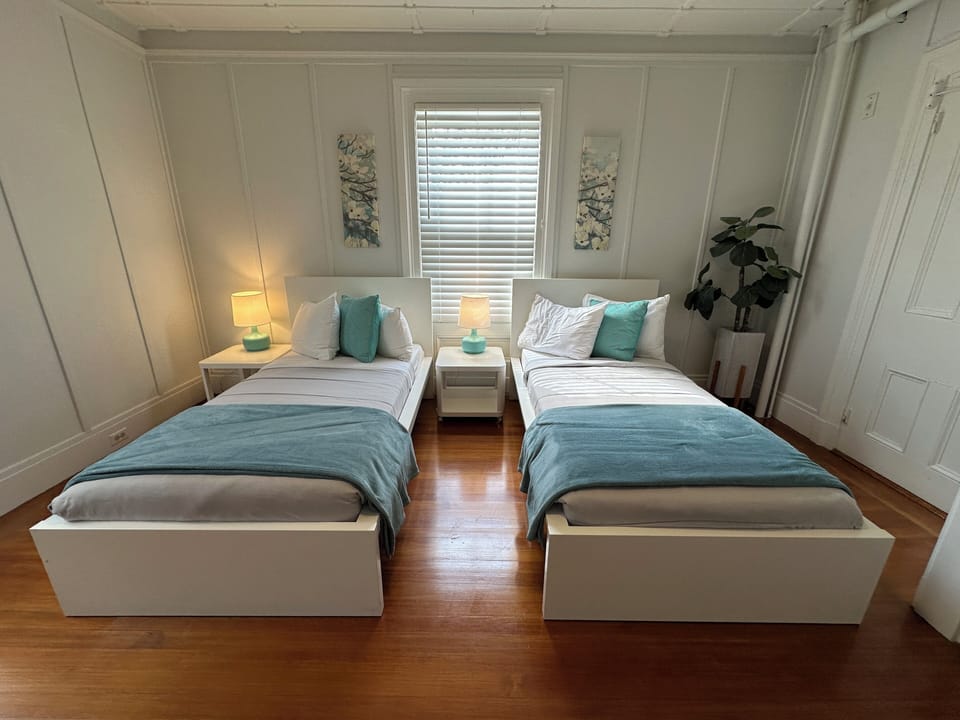 2nd Bedroom