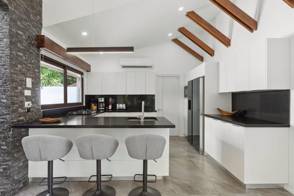 Breakfast Bar