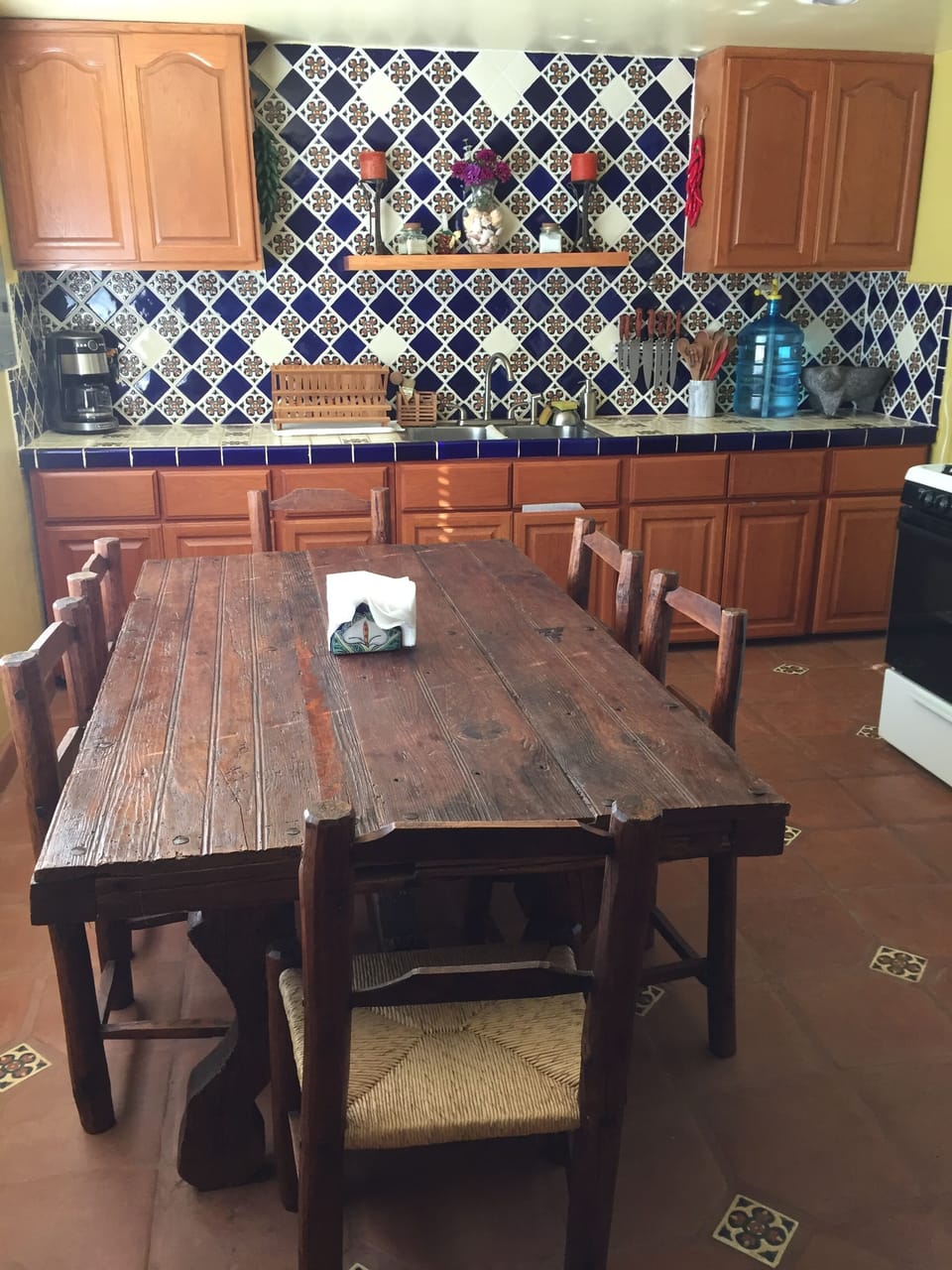 Kitchen Dinning table 