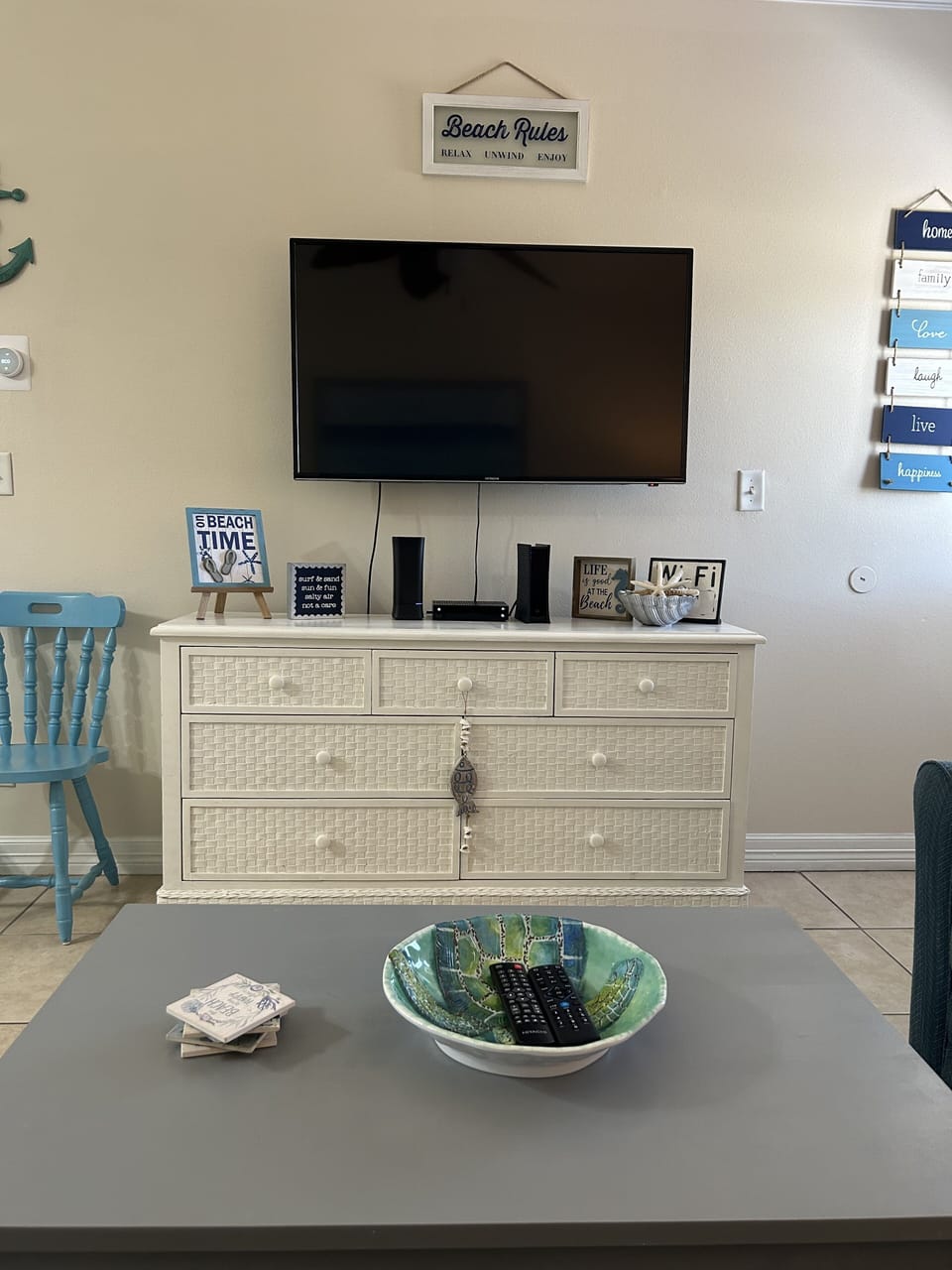 Living room - 50" TV
